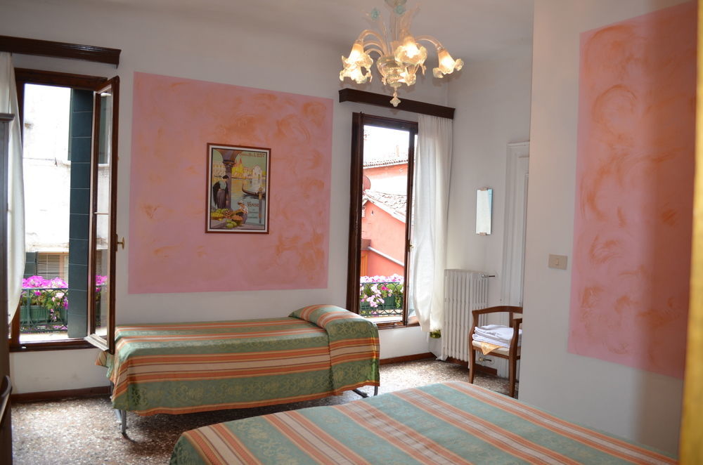 Hotel San Samuele Venecia Exterior foto
